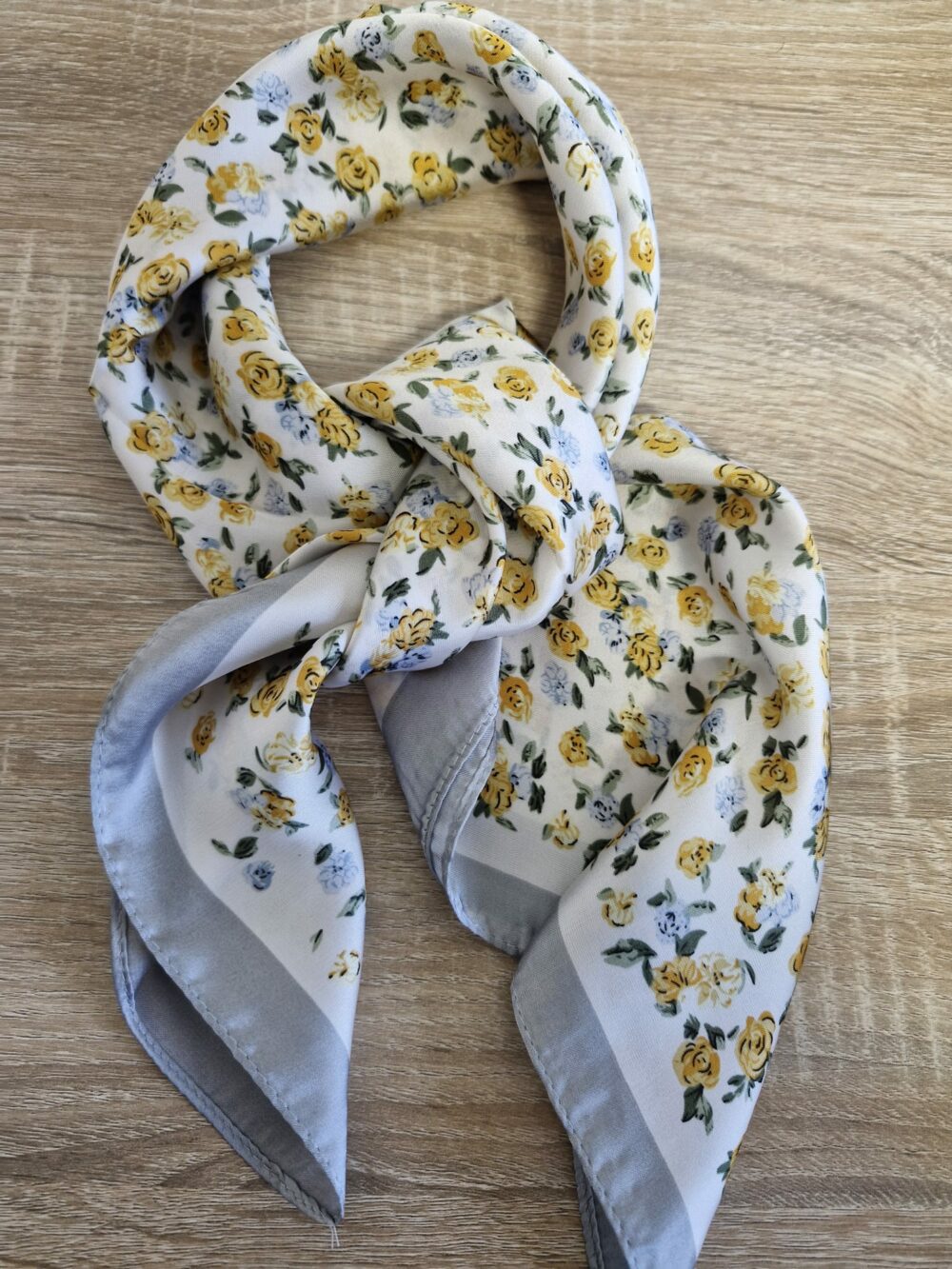 FOULARD CONSTANCE