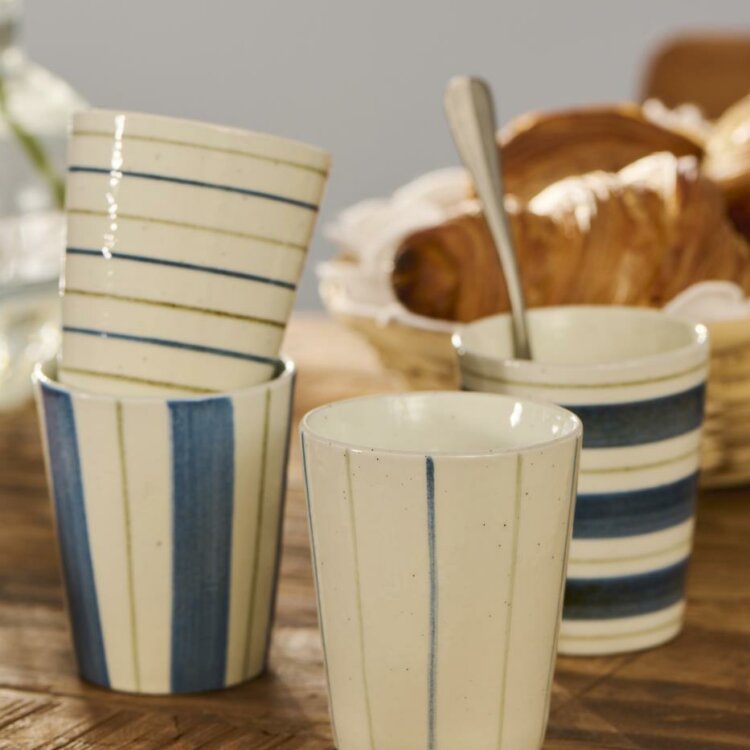 4 TASSES SUMMER