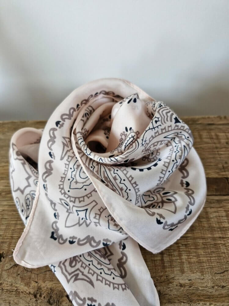 FOULARD LILA