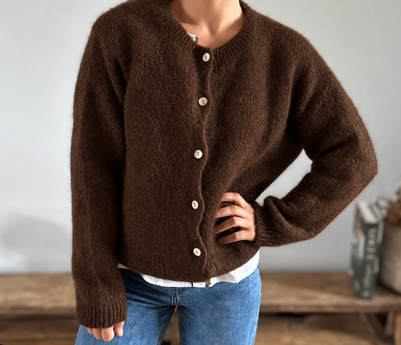 Gilet marron chocolat en maille duveteuse à boutons nacrés Gustave